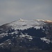 prächtig werden Gipfelplateau und -kreuz auf dem Buochserhorn von ersten Sonnenstrahlen beleuchtet