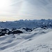 Die schönen Berner Alpen überragen den Brienzergrat