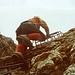 08 Für mich war mein Vater der Bergführer, er stieg immer mit Vollgas voraus und ich kleiner Bimpf hinterher. Hier 1981 am Pisciadu Klettersteig.