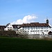 Das Benediktinerinnen-Kloster Hermetschwil - es tront beim Dominilochsteg über der Reuss