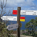 zwei lange Wanderwege queren die Insel, einer davon der GR130, der andere der GR131 führt über die Vulkankette 