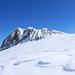 vom Wind bearbeiteter Schnee auf dem Griesgletscher - vor dem Rothorn