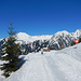 Die Pfeile gelten für die Skifahrer, denn die Ratrac-Spur ist den Winterwanderern vorbehalten.