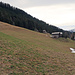 vorne rechts ist die Bergstation der Schnifiser-Bergbahn, die den ganzen Monat April geschlossen ist.
