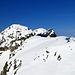der längere Gipfelgrat vom Skifipgel zum höchsten Punkt des Lagrev - man sieht einige Tourengeher unterwegs