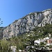 Blick zum Gipfelaufbau von Capri-Ort. Der Weg führt aber von rechts hinauf