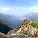 Il panorama verso nord: il ramo di Lecco del lago di Como, peccato per la foschia che ha impedito di vedere oltre il promontorio di Bellagio.