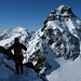 Marcel im Aufstieg. Im Hintergrund der Piz Buin Pitschen und der Piz Fliana (Bild von Cornel)