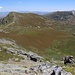 Peña Negra - Ausblick am Gipfel in etwa östliche Richtung. Links ist die Peña Surbia (2.116 m) zu sehen.