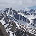 im Hintergrund erscheint die Rötspitze