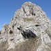 Der massive Gipfelfels – der leichteste Anstieg geht rechts herum