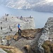 Bergwanderführer Jan und ich auf erhöhten Aussichtskanzeln ...<br />© Beat