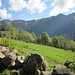 Il prato nei pressi dell'Alpe Cuna 1260 mt, punto in cui si trova il bivio: numero 78 (Sivella); numero 78B (Becco della Guardia).
