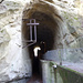 Mysteriöser Tunnel im Sandstein