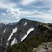 Blick zur gut besuchten Pyramidenspitze
