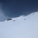 Verticalizziamo tutto sino a 3050 metri circa,praticamente su quella conca nevosa che si trova tra la cima del tamierhorn a destra e la cima senza nome a sinistra 