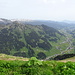 Gipfelausblick auf Ifen, Walmendinger Horn und Mittelberg