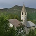 La caratteristica e graziosa chiesa all'Alpe di Mera. Sullo sfondo: Manzo, Bo e la Cima d'Ometto......foto di Corrado Martiner Testa.