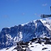 Gipfelkreuz Schärhorn 3295m mit dem Tödi 3614m im Hintergrund 