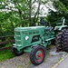 Ein schön restauriertes Stück aus früheren Zeiten - ein Bührer Traktor. Gesehen in Sattel beim Abstieg von der Halsegg.