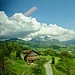 Im Hintergrund Haggenspitz, Kl. Mythen und Gr. Mythen. Die Gruppe war den ganzen Tag in den Wolken verhüllt. Diese Aufnahme habe ich ich durch das Zugfenster gemacht auf der Fahrt von Sattel nach Arth-Goldau.