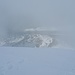 …..wobei wir im Nebel am Gipfel stehen und es zu schneien anfängt. Na zumindest war vorher das Wetter gut!