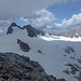 kurz vorm Gipfel ergibt sich ein schöner Seitenblick zum Hohen Dachstein und zum Hallstätter Gletscher