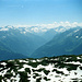 Blick nach Osten in den Zillergrund. Rechts die Ahornspitze - Hausberg von Mayrhofen. Links in der Ferne die Hohen Tauern