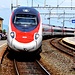 Der ETR 93 aus Zürich rollt in Arth-Goldau heran