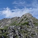 Bis zur Walser Hammerspitze muss man kaum klettern, leider ist der Fels an den wenigen Stellen auch noch relativ schlecht