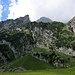 Der Alpstein hier von seiner wilden Seite mit überwiegend senkrecht aufgestellten geologischen Formationen