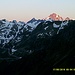 Der höchste Berg der Berner Alpen im ersten Sonnenlicht