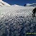 Ich kann mich nicht erinnern, in den Alpen in den letzten 39 Jahren solch ausgeprägten Büßerschnee gesehen zu haben!