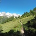 <b>Una volta tornato a Stabbiascio, seguendo il percorso di salita, decido di visitare anche l’alpeggio Val Piana (1935 m), un corte dell’Alpe di Valleggia. </b>