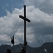 Vorübergehend verdunkeln Wolken den Sommerhimmel - sie lösen sich aber später wieder teilweise auf.