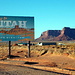 Bei der Anfahrt zum Monument Valley Visitor Center geht's kurz durch den Staat Utah.