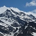gut einsehbar der West-Grat zum Lagginhorn hoch - welchen wir [http://www.hikr.org/tour/post122619.html vor knapp einem Jahr] beinahe schneefrei begehen konnten