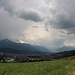 Blick zu den Stubaier Bergen: es beginnt zu schauern