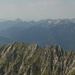 Blick über den westl.Teil des Waxensteinkamms zu den Ammergauer Alpen