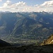 ... sondern auch einen 2000m Tiefblick nach Aosta.