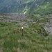 Der Abstieg ins Val Borzago ist unkompliziert, aber steiler, als man im ersten Moment meint.