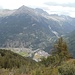 Blick Richtung Längenfeld u. zu darüberliegenden Bergen der Stubaier Alpen
