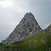 Ein Kirchturm aus Schrofen