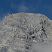 Die wuchtige Bergstation der Seilbahn dient der Tofana di Mezzo nicht gerade zur Zierde.