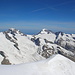Gipfelaussicht: das Berner Dreigestirn, in (für berner Verhältnisse) ungewohnter Reihenfolge