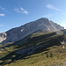 An der Sella di Monte Aquila. Gabelung Normalweg (links) und Direttissima. 