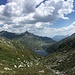 Lago di Lucendro e sullo sfondo il Passo del San Gottardo  