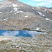 Der wunderschöne Lägh da la Caldera auf 2751 Meter unterhalb der Passhöhe