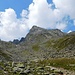 Abstieg zur Franz-Senn-Hütte,<br />Rückblick auf die Rinnenspitze (3003 m)