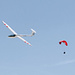  aliante e parapendio in volo
